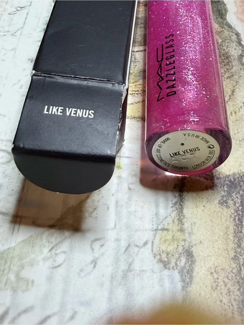 MAC COSMETICS LIKE VENUS DAZZLEGLASS BNIB lipgloss lipglass Rare Dazzle